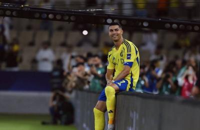 رونالدو يحتفل بذكرى تأسيس النصر السعودي (صورة)
