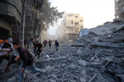 إسرائيل تقصف جنوب ووسط وشمال غزة