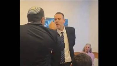 بالفيديو- شجار حاد بين وزيرين إسرائيليين بسبب