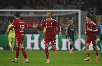 رقم قياسي غريب للاعب ليفربول.. إيكيتيكي 