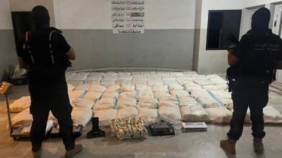 إحباط تهريب نحو 8 ملايين حبة كبتاغون وضبط مخزن ضخم