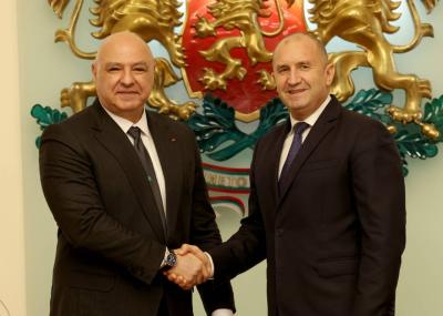 الرئيس البلغاري: بامكان بلغاريا أن تلعب دورا مهما في إعادة اعمار لبنان