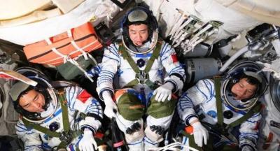 إنتهاء أزمة الرواد الصينيين بعد 