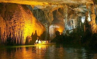 تحقيق حول إقامة الزفاف في مغارة جعيتا