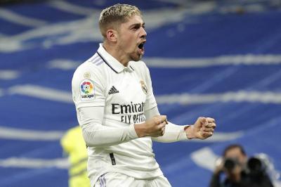 فالفيردي: محظوظون بوجود فينيسيوس ومبابي