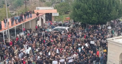 سوريا.. مظاهرات في الساحل وحمص وانتشار لقوى الأمن