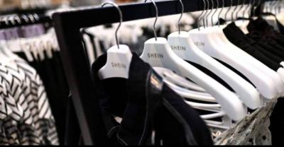 تقرير: الملابس المباعة عبر 