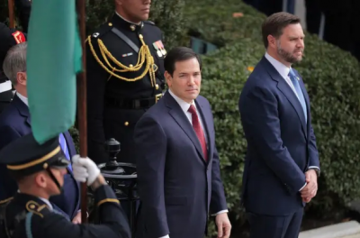 أنباء عن تنافس وانقسام بين روبيو وفانس.. ووزير الخارجية ينفي