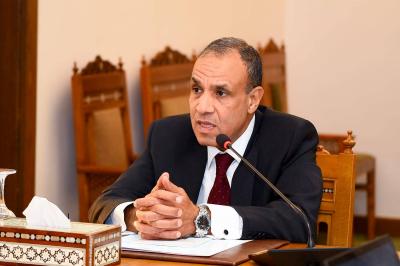 مصر تدعو إلى سرعة تشكيل 