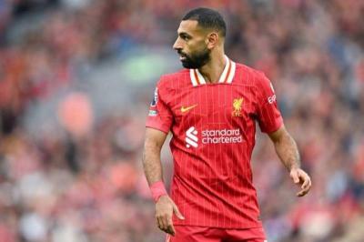 روني يصعد ضد صلاح.. ويدعو سلوت لخطوة 