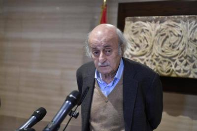 جنبلاط من عين التينة: لا تفاوض تحت النار