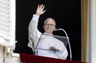 عددهم 20.. إليكم أسماء الوفد المرافق للبابا إلى لبنان