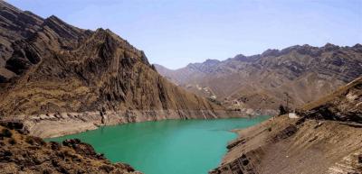 إيران توقف إحدى أكبر محطاتها الكهرومائية