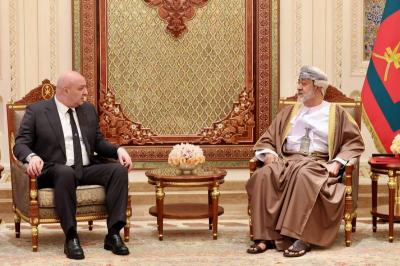 بيان عماني- لبناني عقب الخلوتين بين عون وسلطان عمان