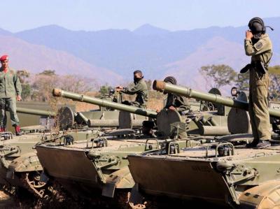 تصعيد أميركي خطير ضد فنزويلا... ترامب يعلن حصار كراكاس