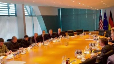 يوم ثان من المحادثات... كييف تساوم وتتنازل وموسكو على موقفها