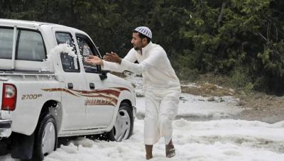 في السعودية... تساقط الثلوج لأول مرة منذ 30 عامًا