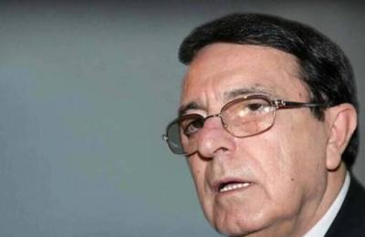 وفاة وزير الثقافة السوري الأسبق رياض نعسان آغا في الإمارات