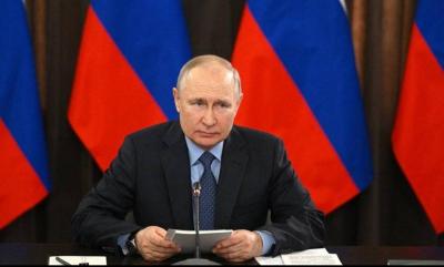 بوتين: إنشاء منطقة أمنية عازلة على الحدود مع أوكرانيا يجري وفق الخطة