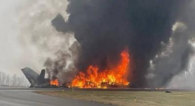 قتلى بعد تحطم طائرة أثناء هبوطها في مطار أميركي