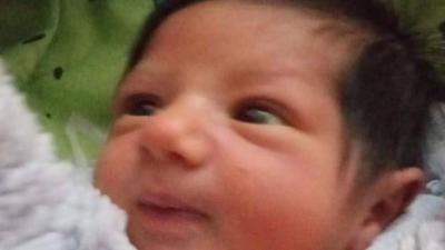 بالصورة: العثور على طفلة حديثة الولادة أمام كنيسة