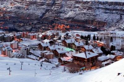 أطول ريسيتال ميلادي قد يدخل لبنان في موسوعة غينيس في كفردبيان