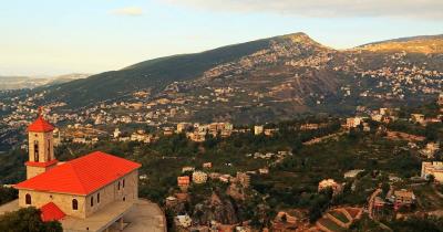 جرحى في اصطدام 4 سيّارات ببعضها