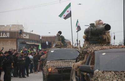 الجيش السوري يقترب من الرقة بعد السيطرة على مطار الطبقة وسد المنصورة