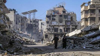 قصف مدفعي وغارات وإطلاق نار كثيف بعدة مناطق في غزة