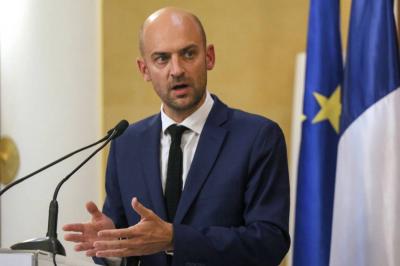 فرنسا تستعد مع حلفائها لخطة طوارئ جراء التهديد الأميركي تجاه غرينلاند