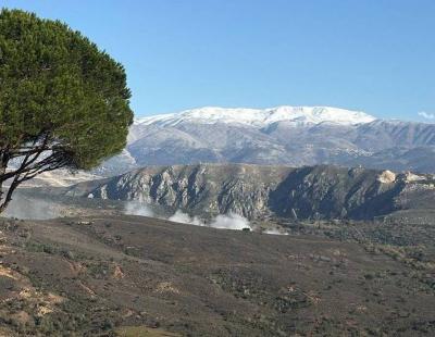 أكثر من 33 غارة إسرائيلية تستهدف الجنوب والبقاع... وأدرعي: هاجمنا فتحات أنفاق لتخزين سلاح 