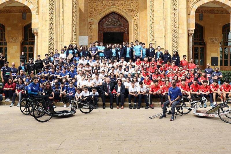 سباق بدل في قصر الصنوبر في بيروت
