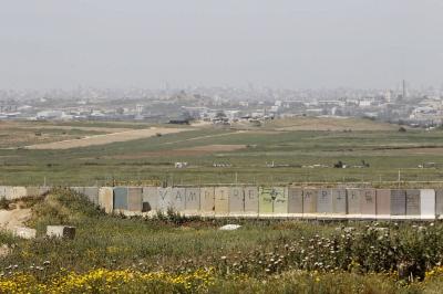 إطلاق صاروخ من غزة سقط في منطقة مفتوحة في الغلاف