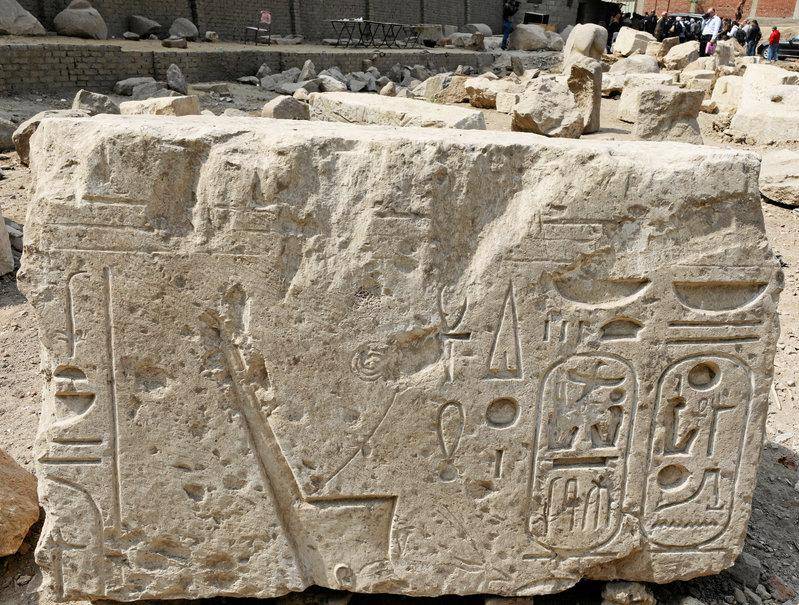 إكتشاف 2000 من رؤوس الكباش المحنطة بمنطقة معبد رمسيس الثاني
