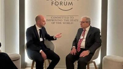 سلام عرض مع بارو للتطورات والتحضيرات لمؤتمر دعم الجيش وقانون الفجوة