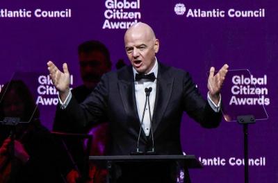 إنفانتينو يبرر أسعار تذاكر المونديال 