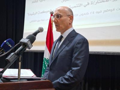 وزير الداخلية يوقع مرسوم دعوة الهيئات الناخبة