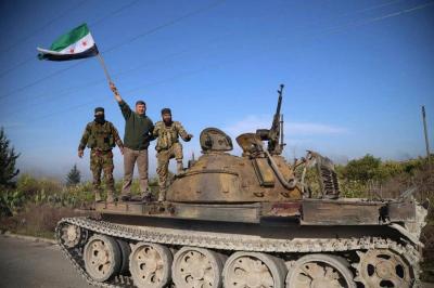 الجيش السوري ينقل عناصر قسد من سجن الأقطان إلى عين العرب