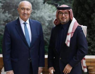 بخاري يستقبل مخزومي