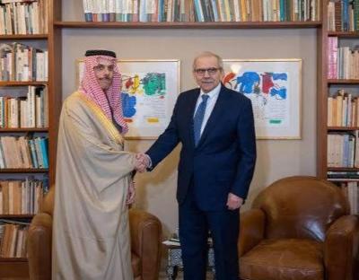 نواف سلام يبحث مع فيصل بن فرحان الإصلاحات وحصر السلاح