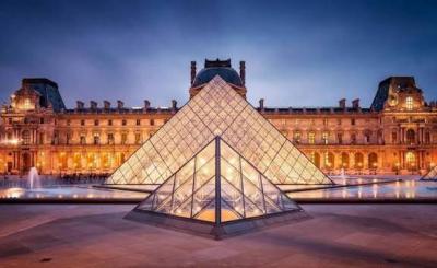 مليون يورو خسائر.. إضراب موظفي اللوفر يدخل مرحلة جديدة