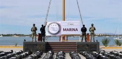 عملية أميركية–مكسيكية تضبط أطنانًا من الكوكايين في المحيط الهادئ