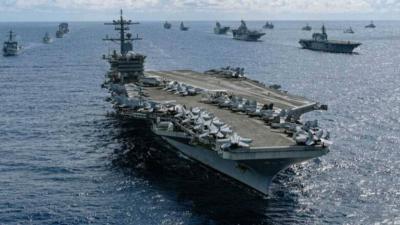 حاملة الطائرات أبراهام لينكولن تصل إلى بحر العرب