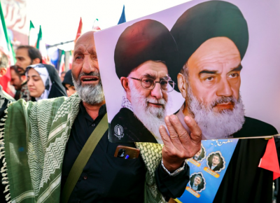 دعوة من خامنئي لمسيرات حاشدة