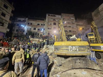 عمليات البحث والإنقاذ تتواصل تحت أنقاض مبنى التبانة... خريش: انتشلنا 13 ضحية وأنقذنا 8