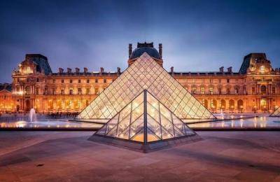 الموناليزا تنجو… لكن أزمات اللوفر تتفاقم