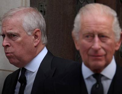 اعتقال الأمير السابق أندرو شقيق ملك بريطانيا