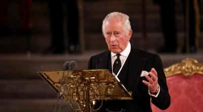 أول تعليق من الملك تشارلز على اعتقال شقيقه أندرو