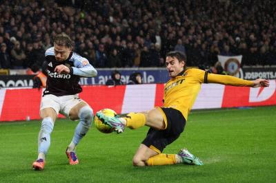 مفاجأة مدوية تقلب حسابات القمة في إنكلترا