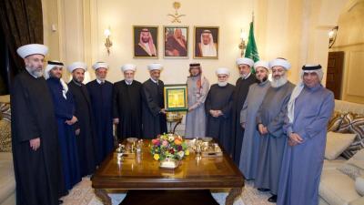 البخاري أقام إفطارا لدريان ومفتي المناطق... وتشديد على إعادة بناء الدولة لإنقاذ لبنان